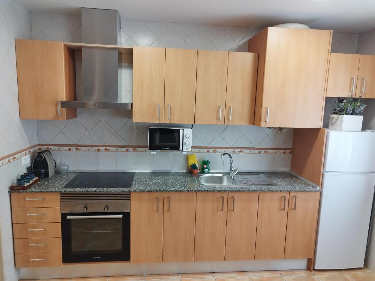 Apartamento Torre Sancho Валдеробрес Екстериор снимка